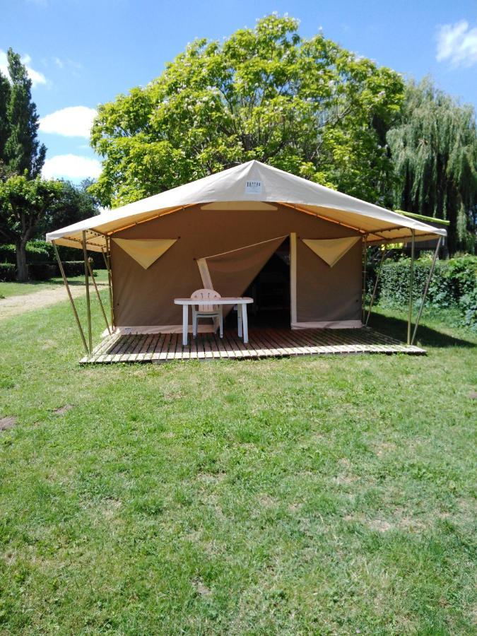 Tente Canadienne Marcilly-Sur-Vienne Bagian luar foto